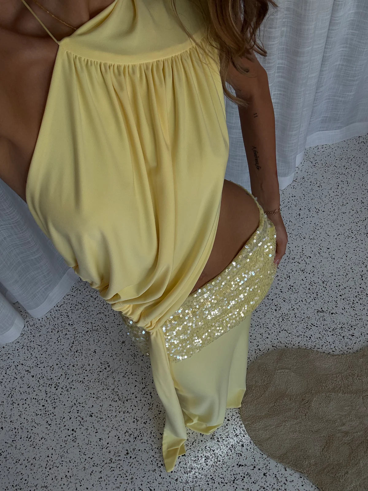 Deconduarte Sequin Floret Gown in Lemon