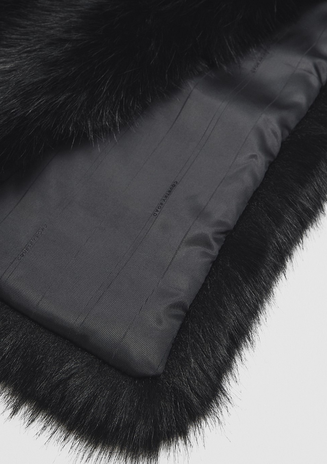 Country Road Faux Fur Scarf - Dress Hire NZ
